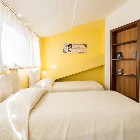 Bed & Breakfast Un'altra 3*